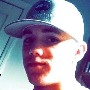 Meet your Posher, Dylan